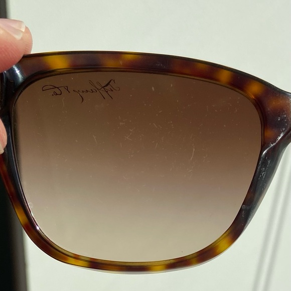 Tiffany & Co Tortoise Sunglasses With Tiffany Case - Picture 9 of 16